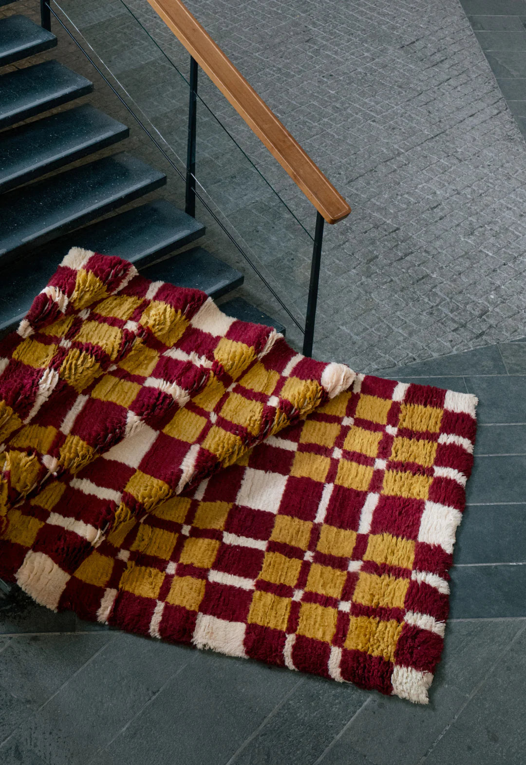 Evelina Kroon Ullmatta - Currant Bush