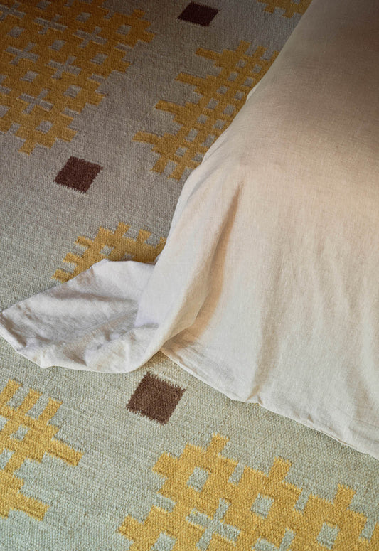 LAYERED Ullmatta Morrisstudio Ryg
